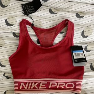 nike pro sports bra